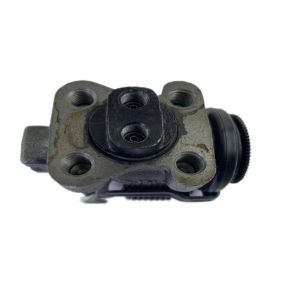 Voor-linkse voorremtakpomp voor QINGLING ISUZU 700P 4HK1 Sterk ijzeren component