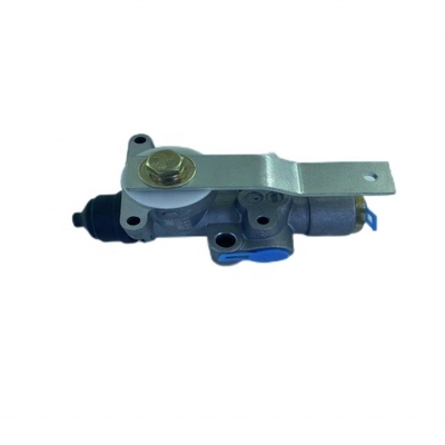 Cabine Leveling Valve Assembly voor Isuzu Pickup VC46 6UZ1 door QINGLING ISUZU Car Fitment